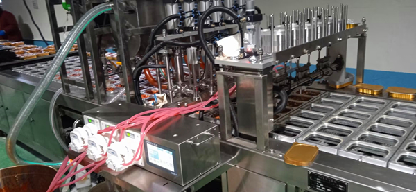 微型蠕動(dòng)泵使用現(xiàn)場